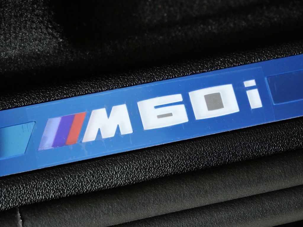 Thumbnail: 2026 BMW X7 - 23