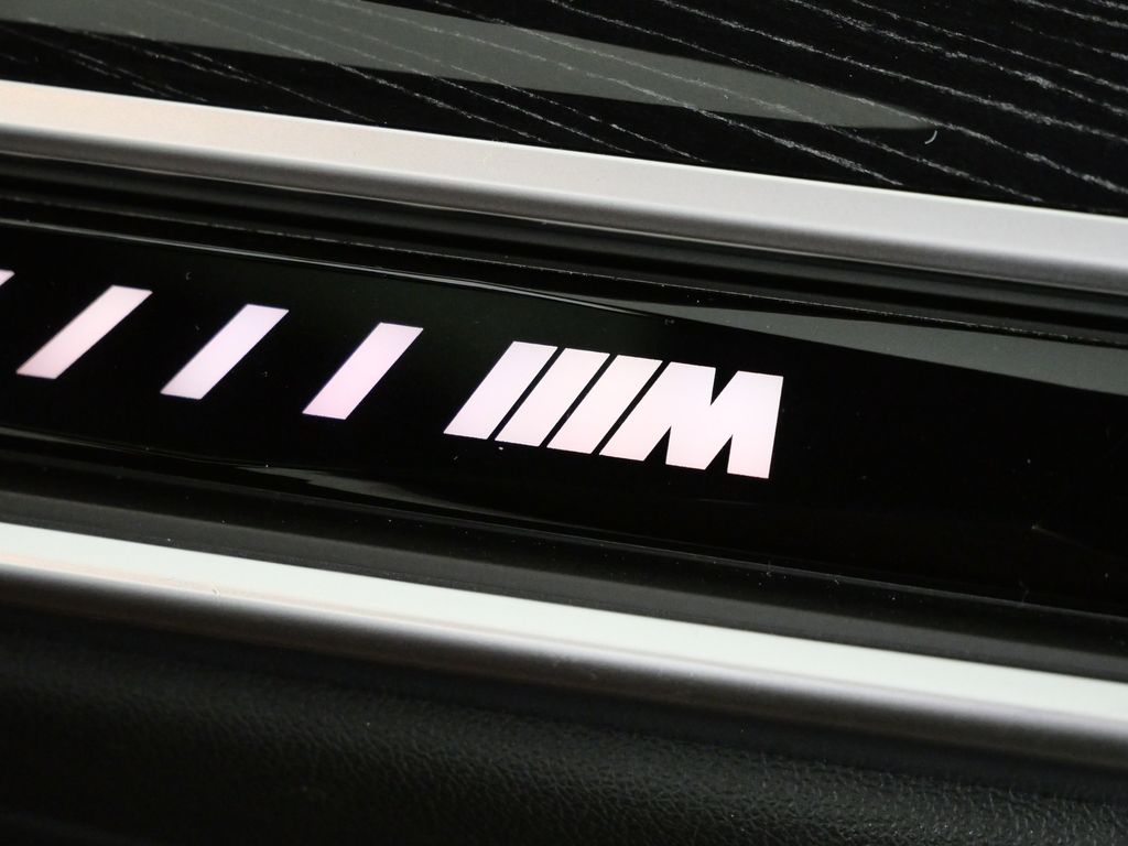 Thumbnail: 2024 BMW X5 - 29