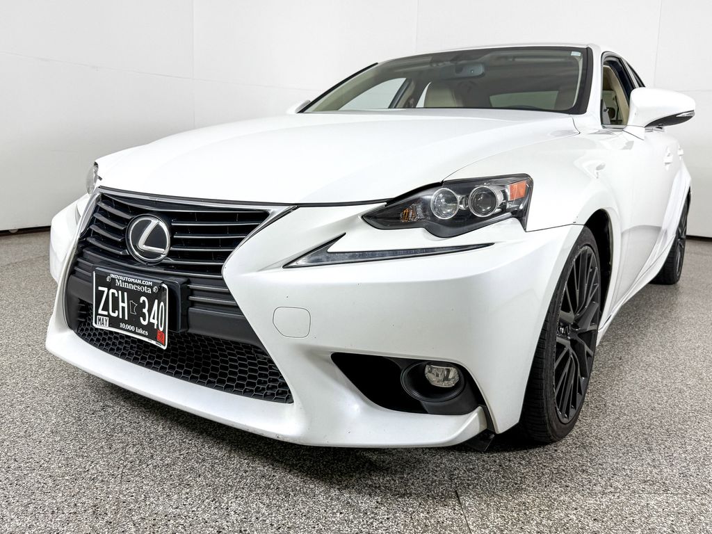 Thumbnail: 2015 Lexus IS - 5