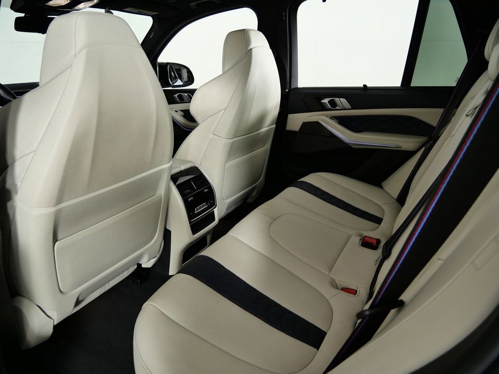 Thumbnail: 2023 BMW X5 - 31