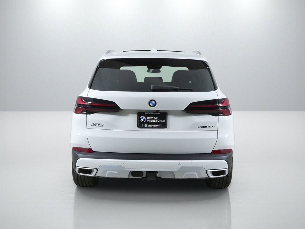 Thumbnail: 2026 BMW X5 - 10