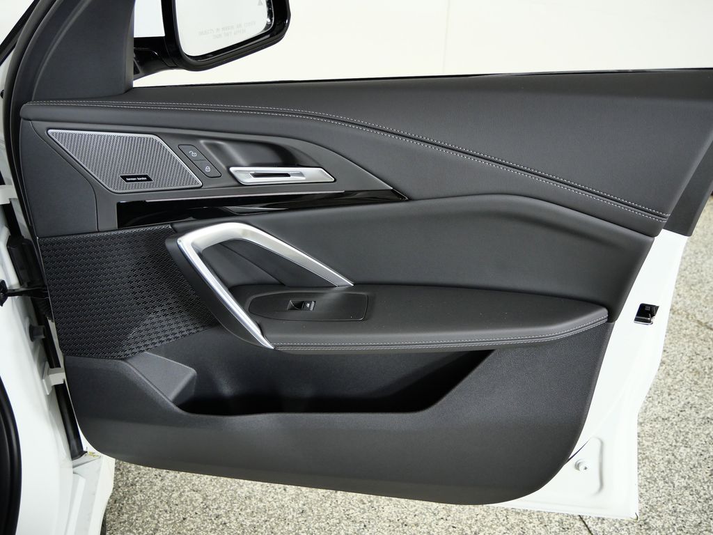 Thumbnail: 2026 BMW X1 - 19