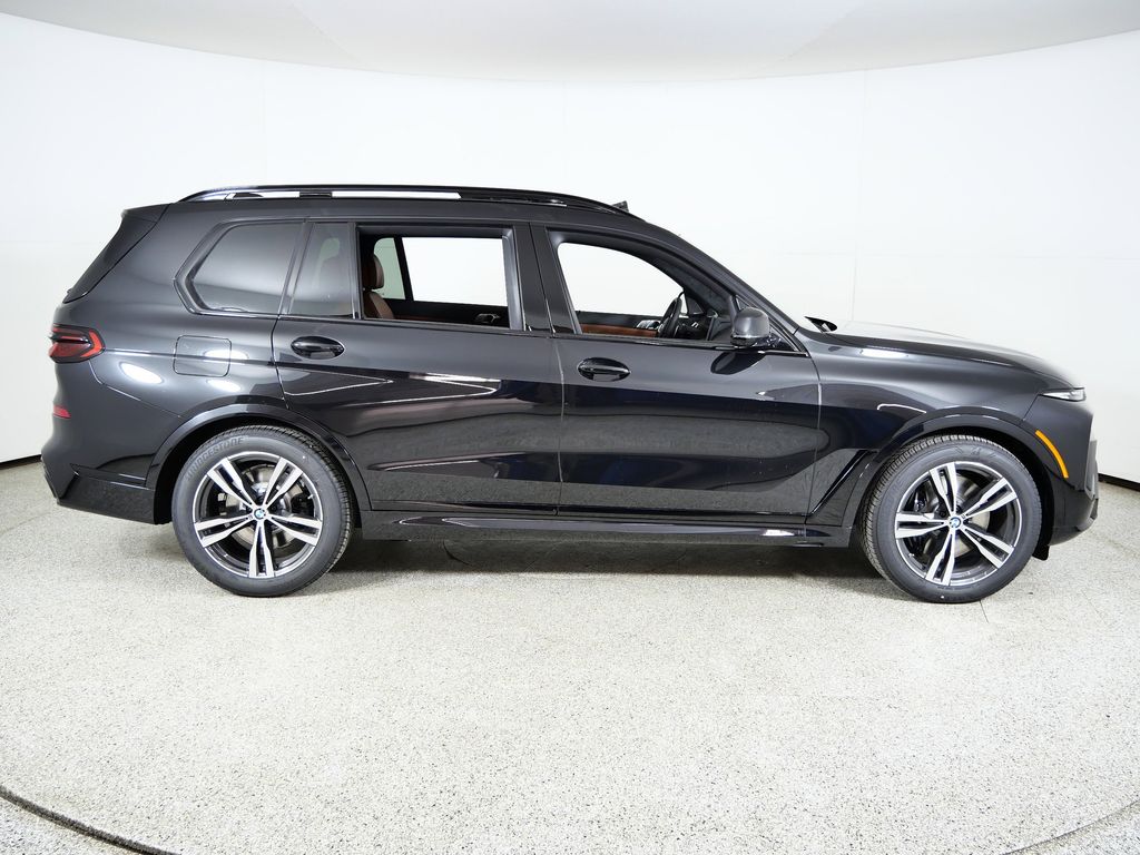 Thumbnail: 2026 BMW X7 - 8
