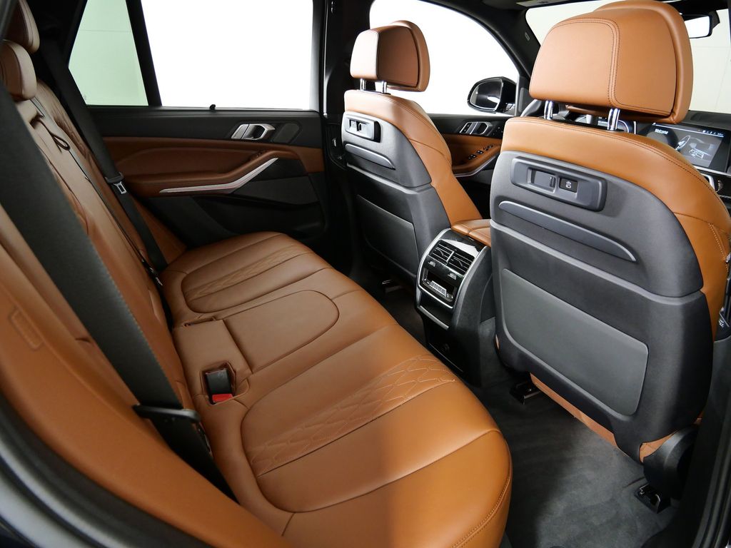 Thumbnail: 2023 BMW X5 - 30