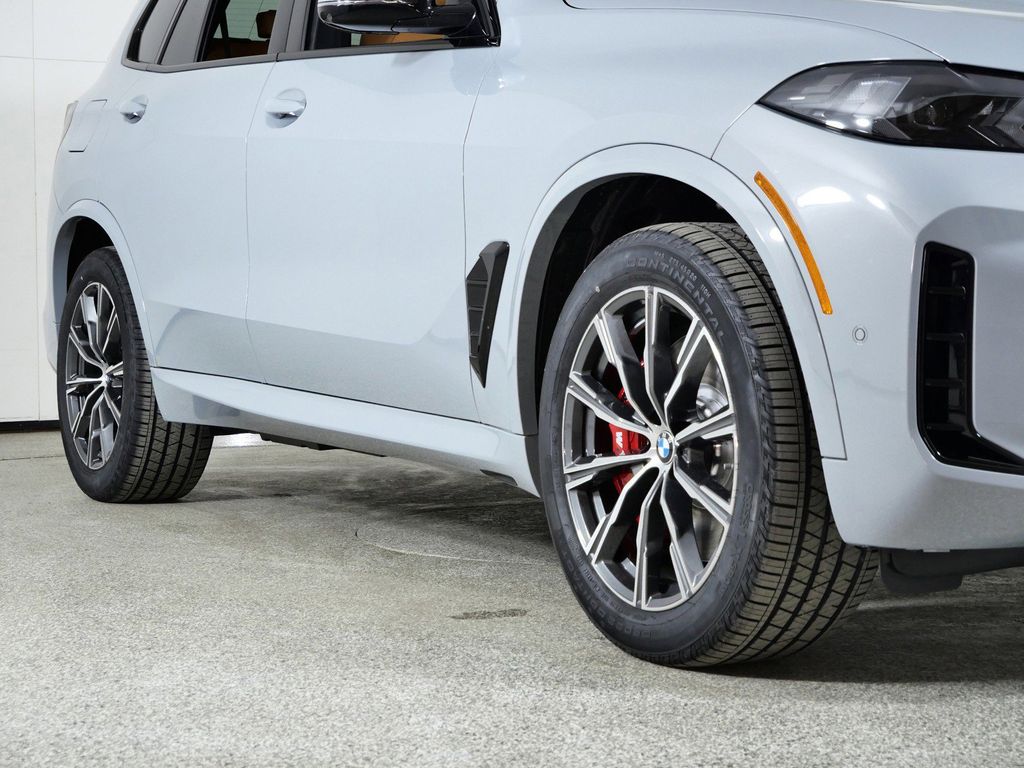 Thumbnail: 2026 BMW X5 - 6