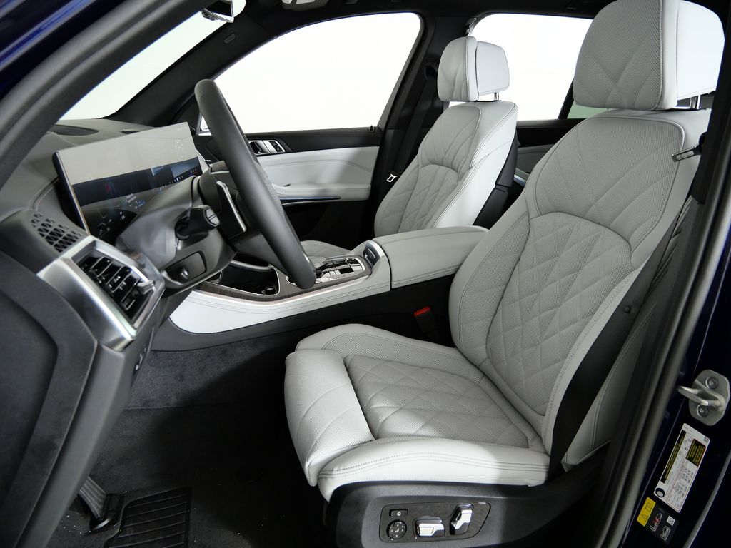 Thumbnail: 2026 BMW X5 - 36