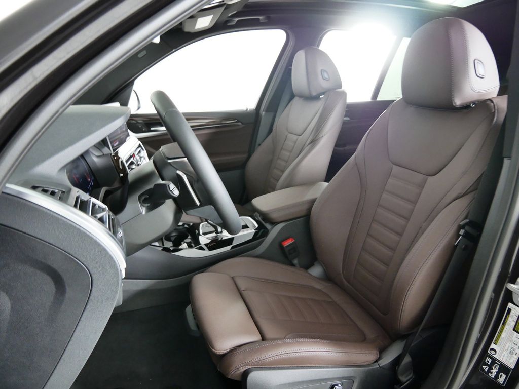 2024 BMW X3 xDrive30i 32