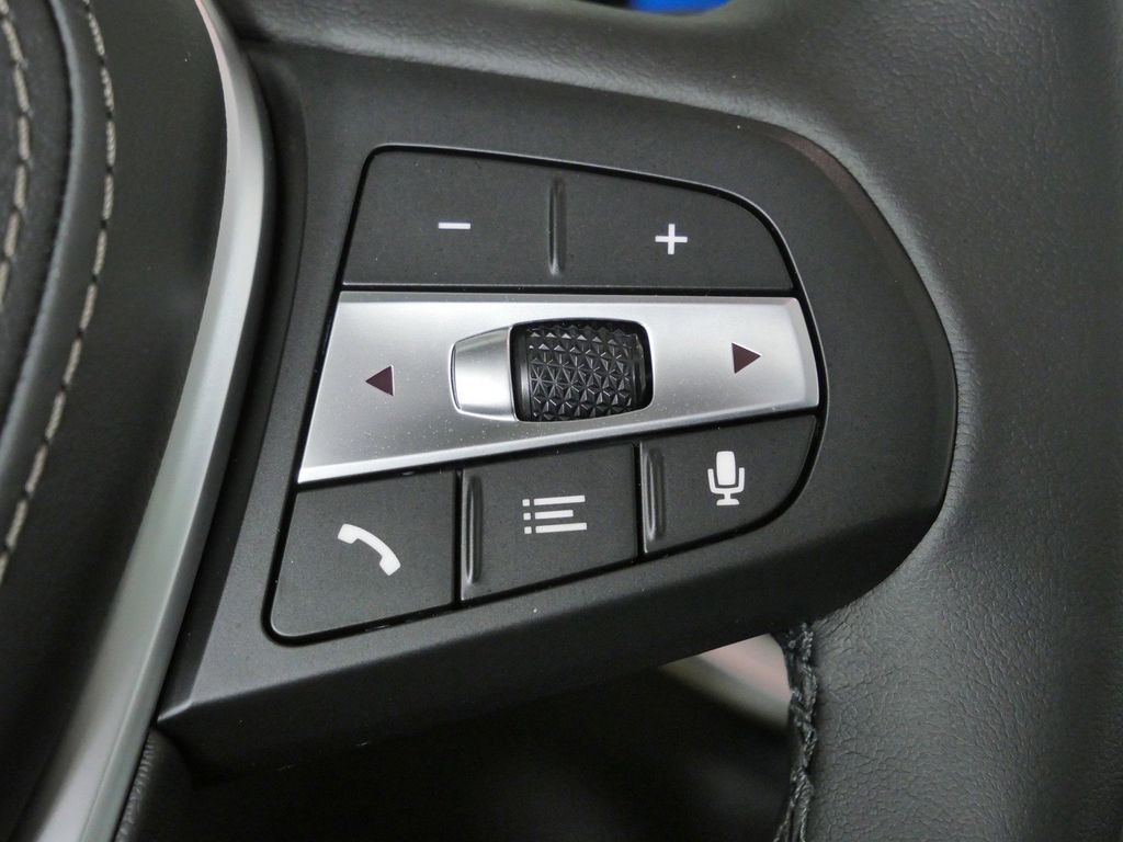 Thumbnail: 2026 BMW X5 - 42