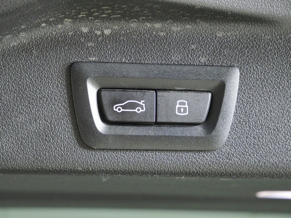 Thumbnail: 2025 BMW X5 - 35