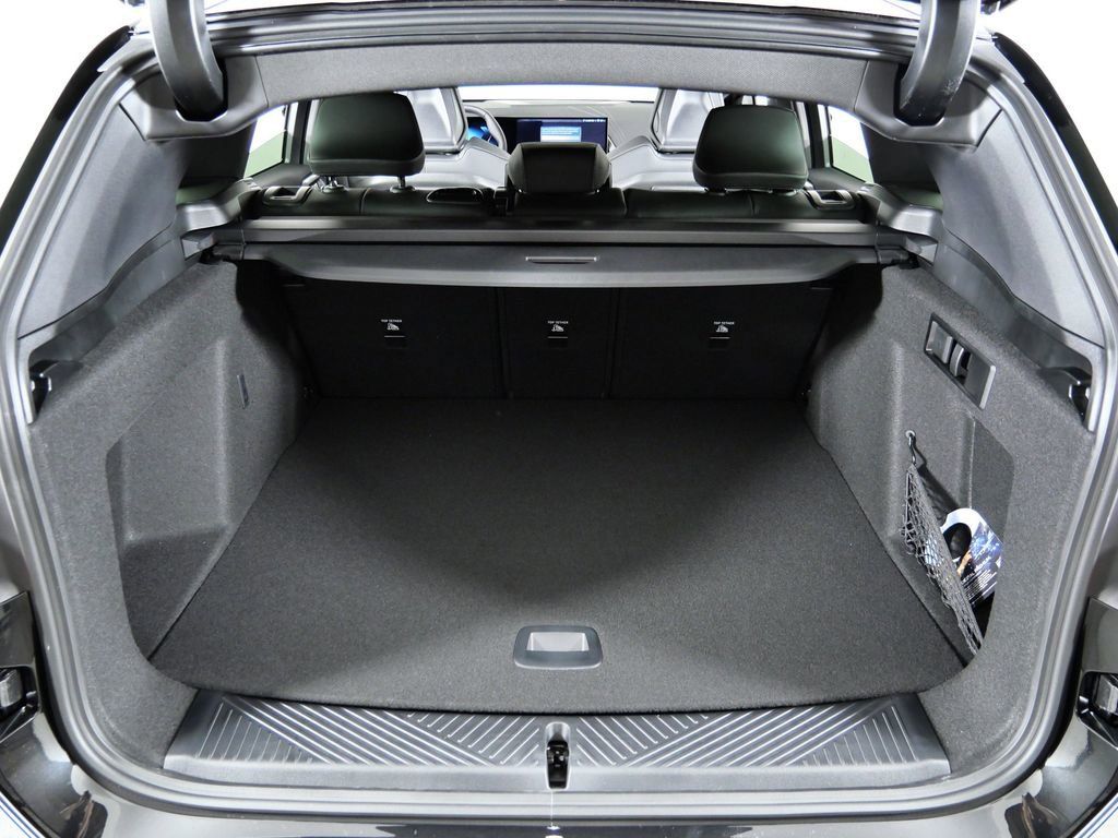 Thumbnail: 2026 BMW X3 - 28