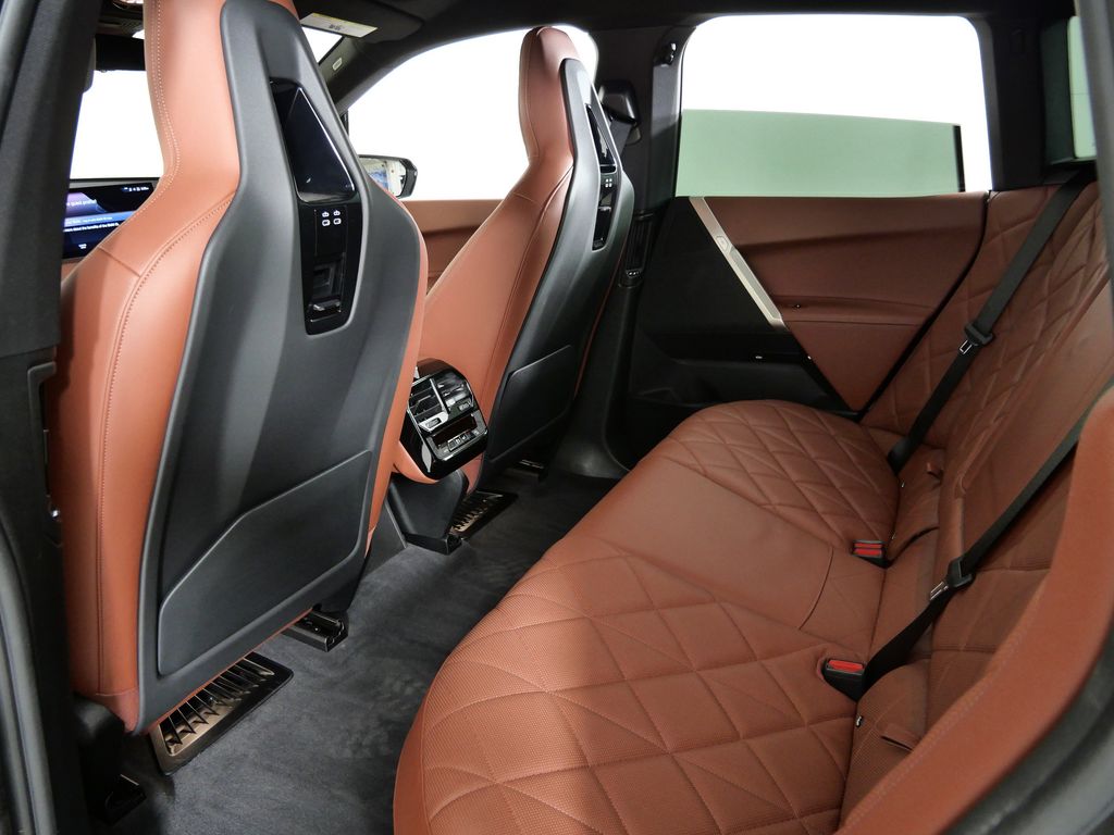 Thumbnail: 2023 BMW iX - 35