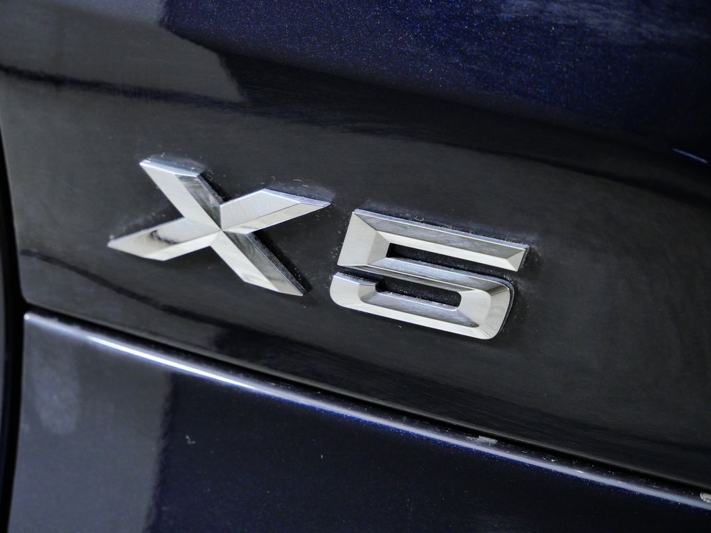 Thumbnail: 2026 BMW X5 - 13