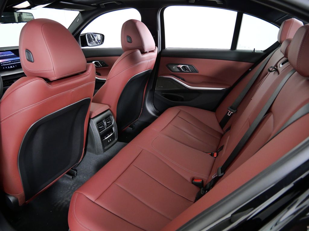 Thumbnail: 2026 BMW 3 Series - 30