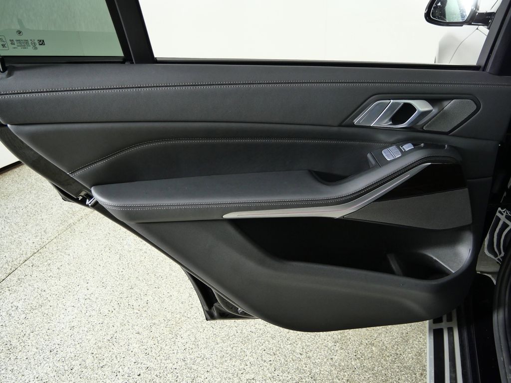 Thumbnail: 2020 BMW X7 - 31