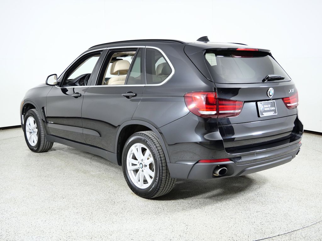 Thumbnail: 2015 BMW X5 - 15