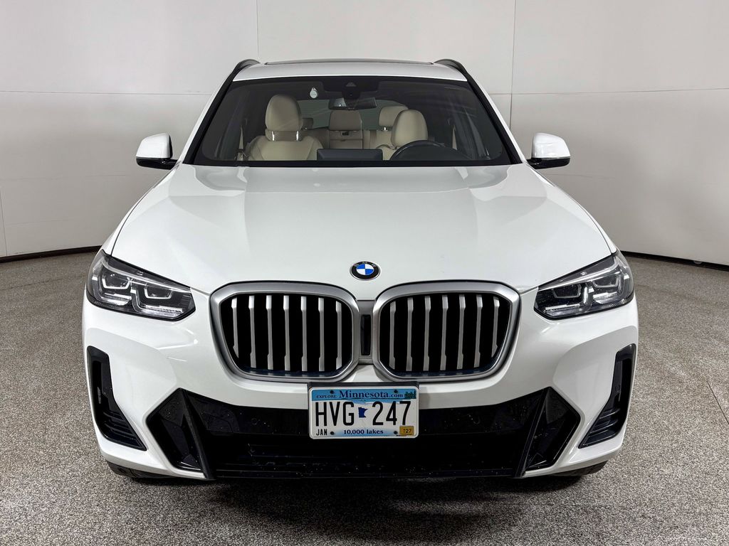 Thumbnail: 2022 BMW X3 - 3