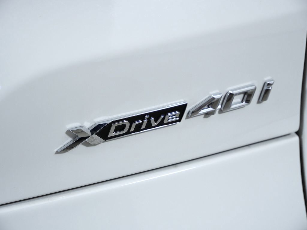 Thumbnail: 2026 BMW X5 - 14