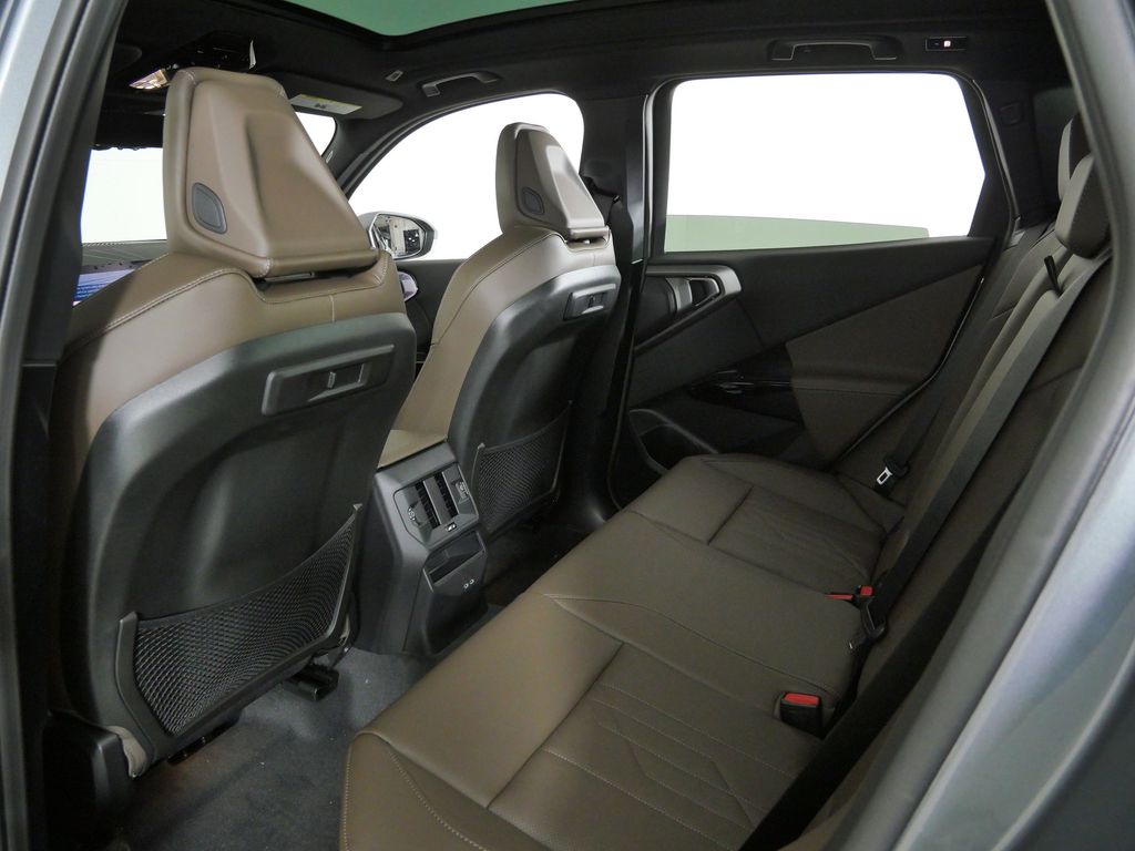 Thumbnail: 2026 BMW X3 - 30