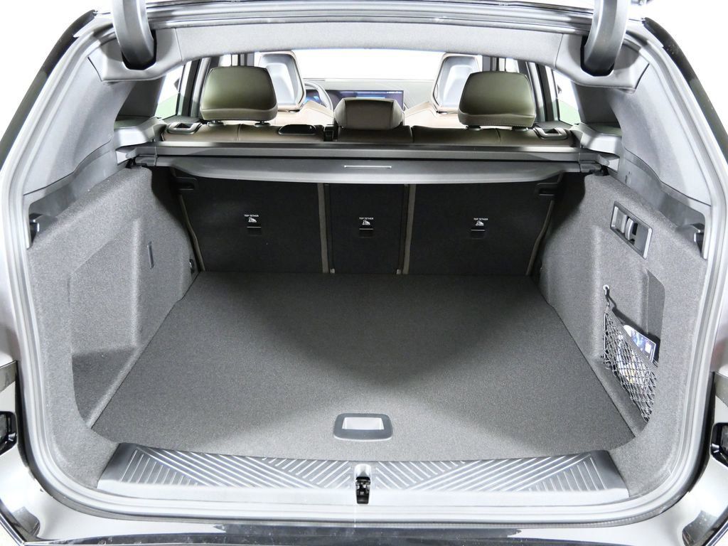 Thumbnail: 2026 BMW X3 - 27