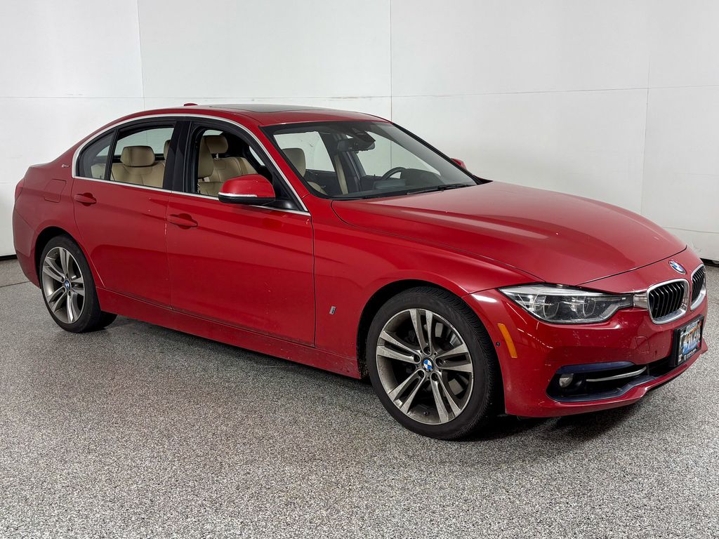 Thumbnail: 2017 BMW 3 Series - 4