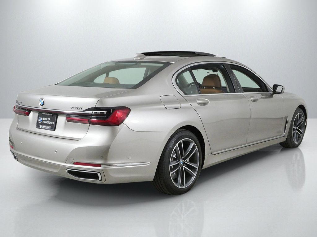 Thumbnail: 2022 BMW 7 Series - 10