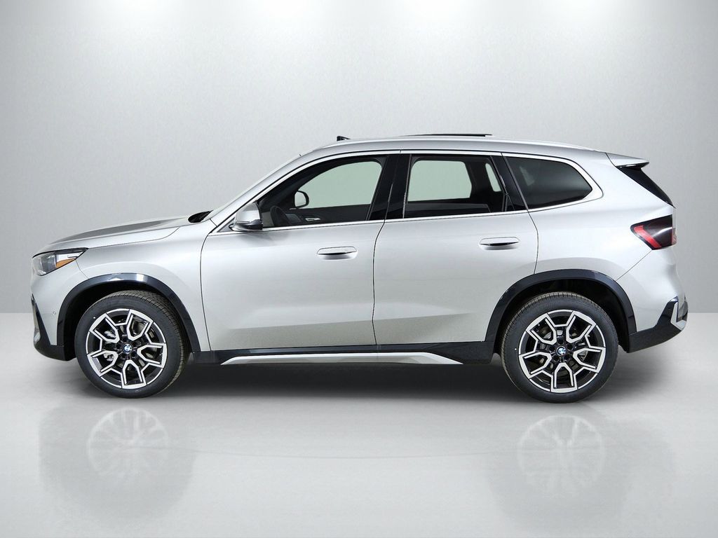 Thumbnail: 2026 BMW X1 - 15