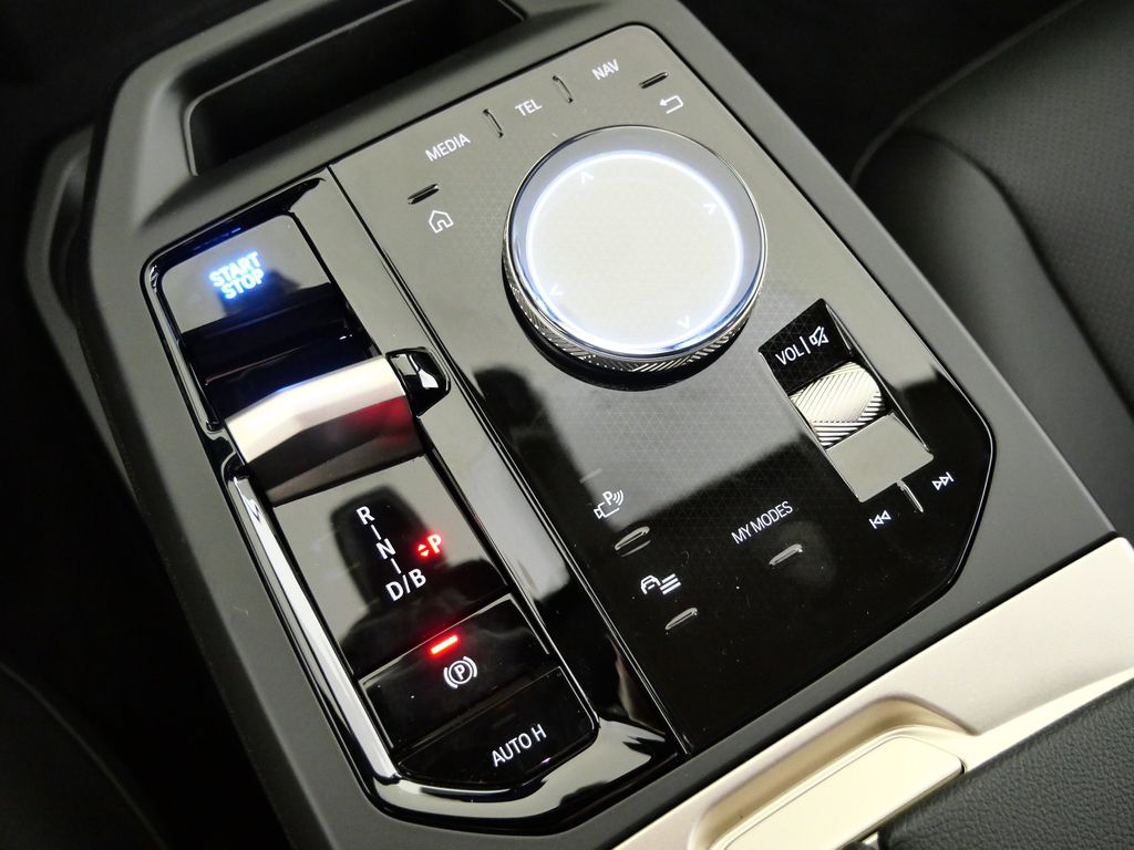 Thumbnail: 2026 BMW iX - 47