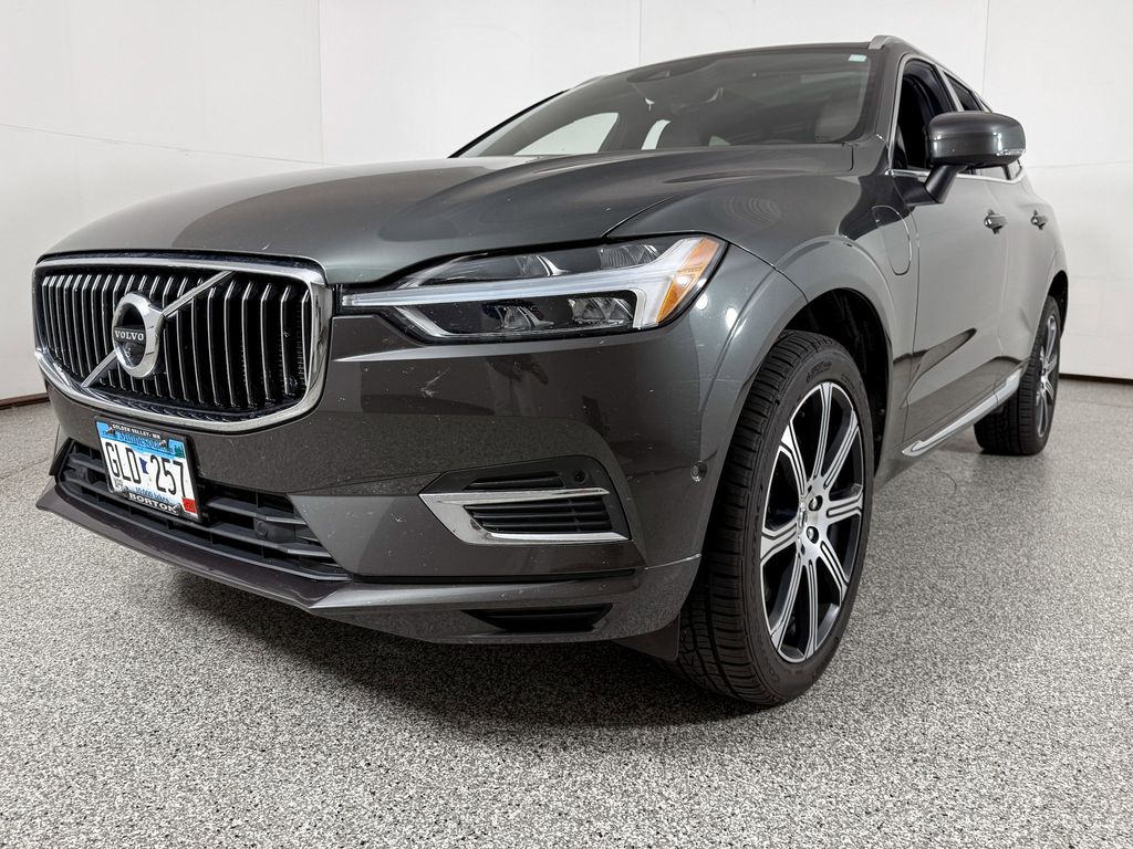 Thumbnail: 2021 Volvo XC60 - 5