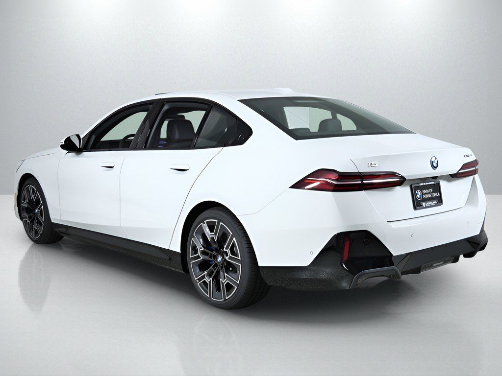 Thumbnail: 2026 BMW i5 - 15