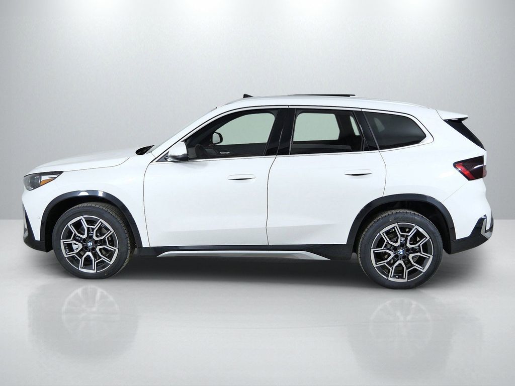 Thumbnail: 2026 BMW X1 - 15