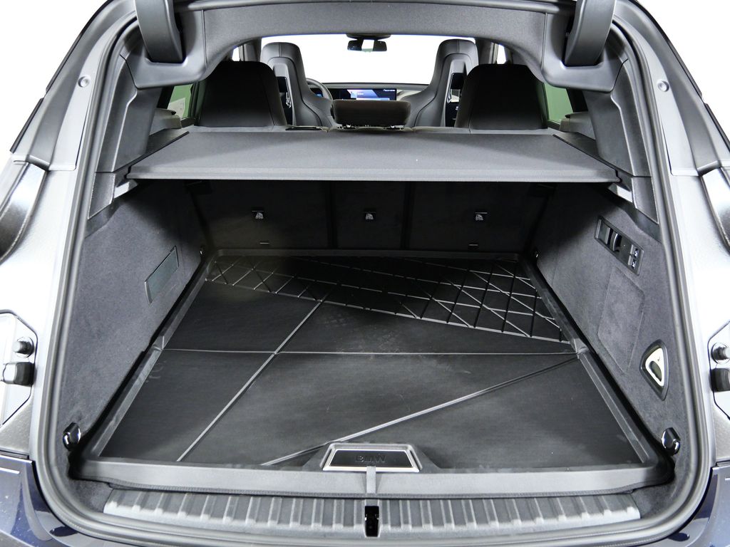 Thumbnail: 2026 BMW iX - 28