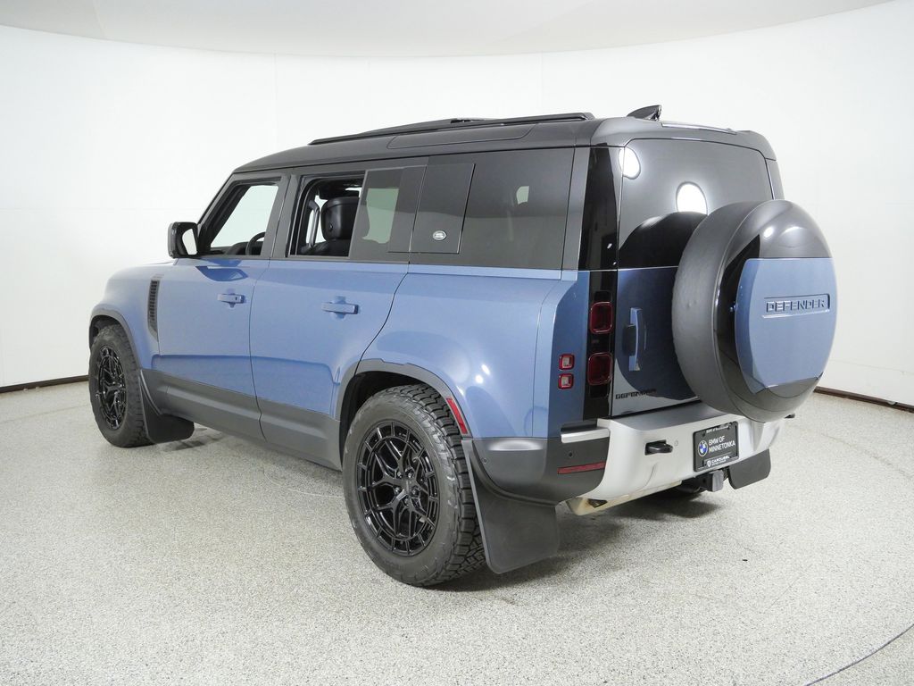 Thumbnail: 2024 Land Rover Defender - 14