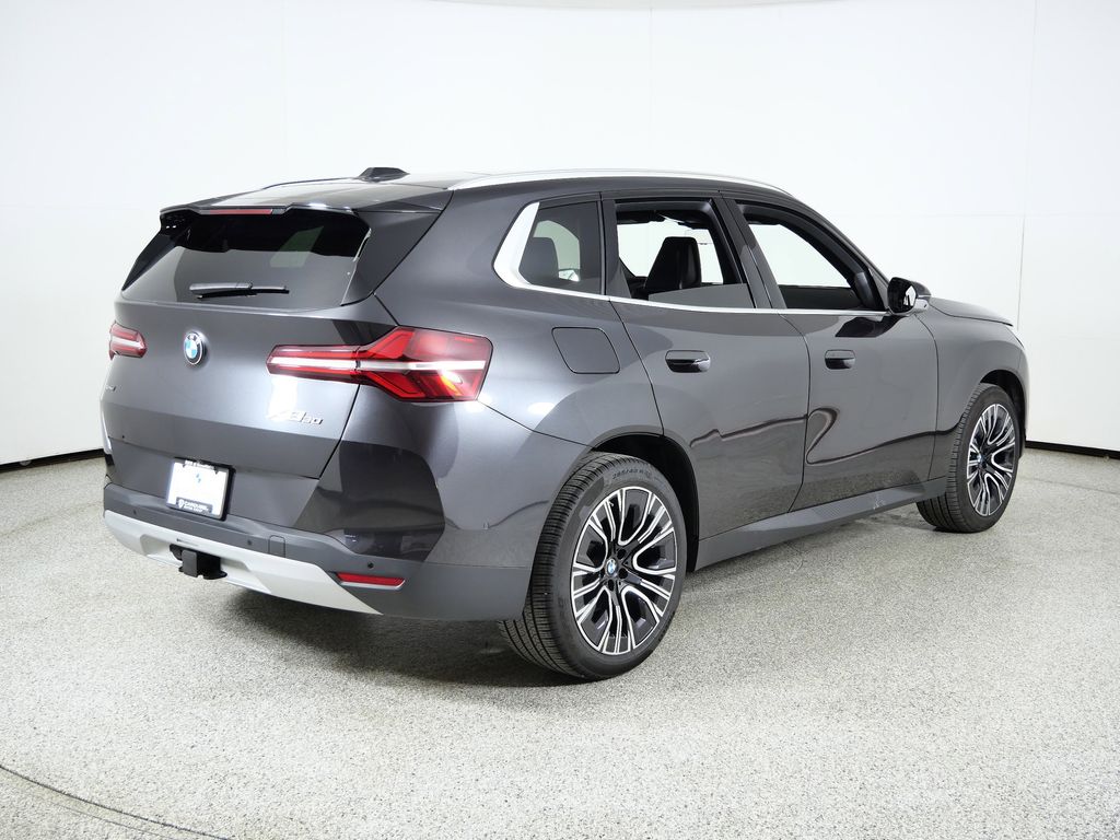 Thumbnail: 2025 BMW X3 - 11