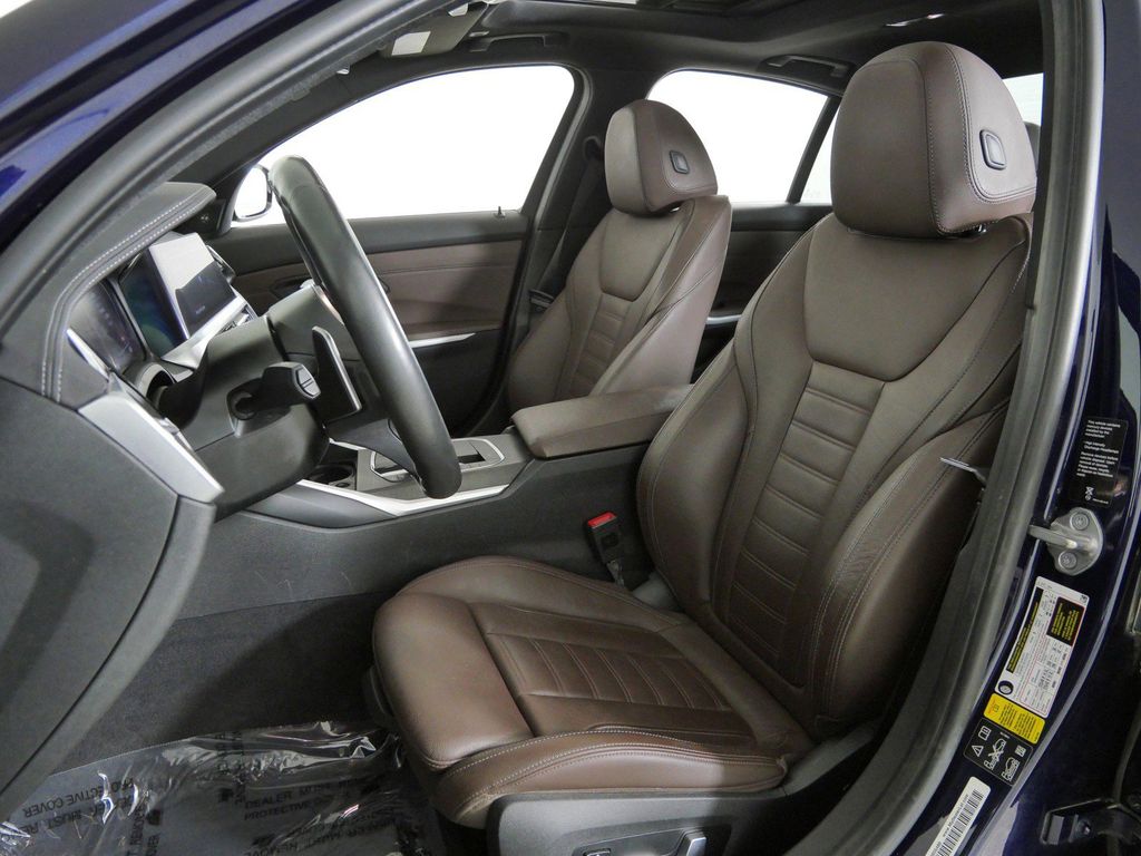 Thumbnail: 2020 BMW 3 Series - 35