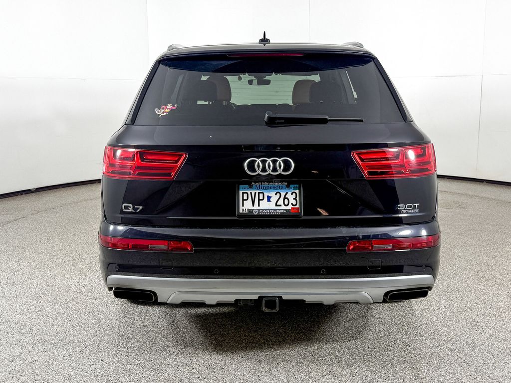 Thumbnail: 2018 Audi Q7 - 7