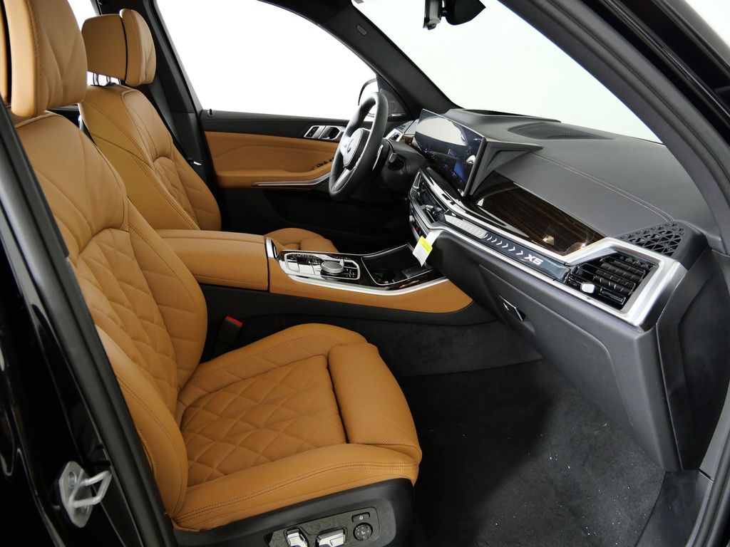 Thumbnail: 2026 BMW X5 - 20