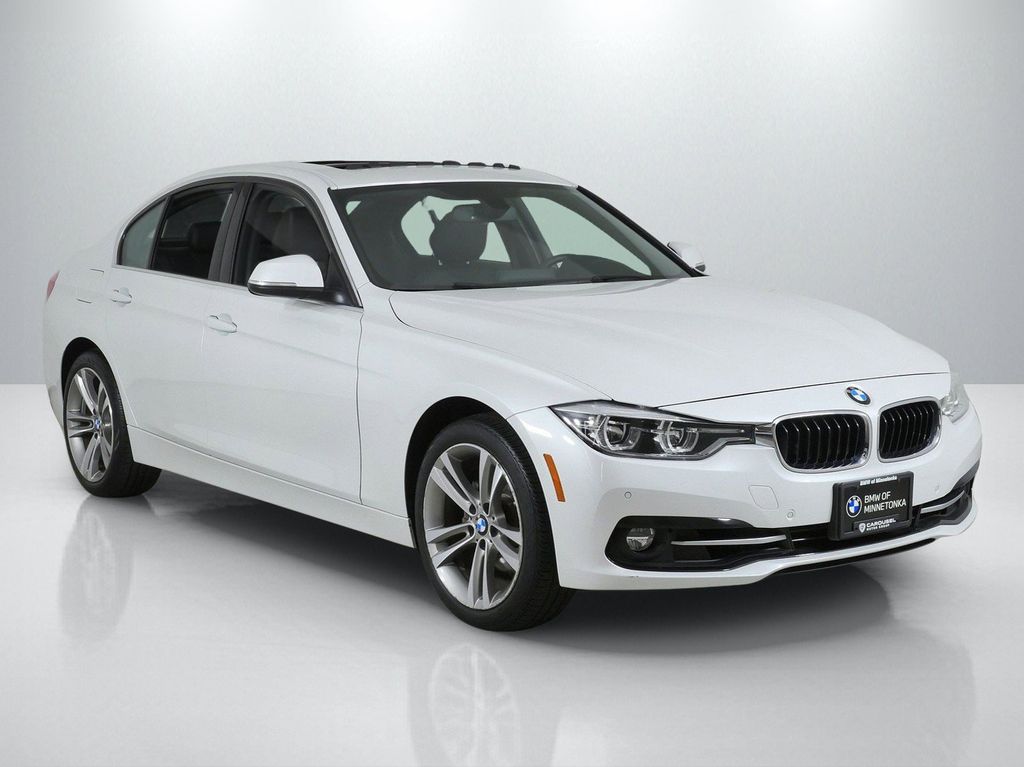 Thumbnail: 2017 BMW 3 Series - 7