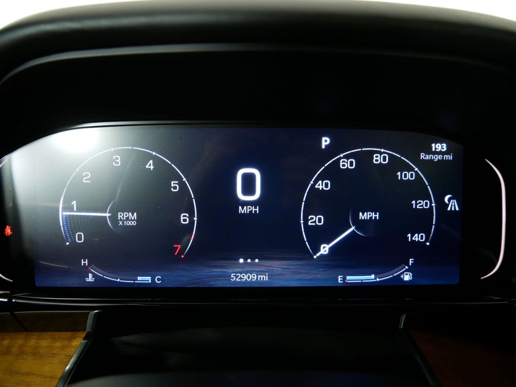 2022 Jeep Grand Wagoneer Series III 51