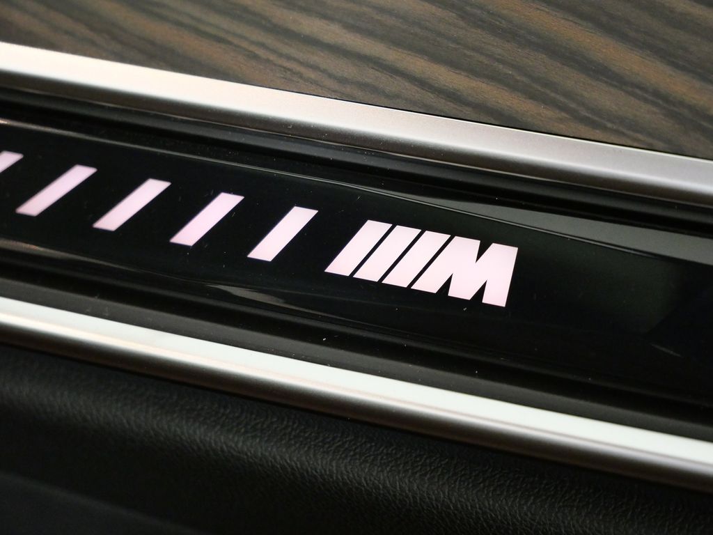 Thumbnail: 2026 BMW X5 - 24