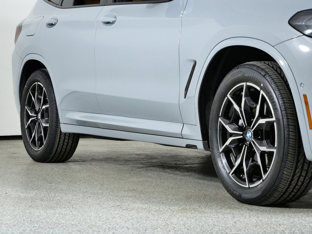 Thumbnail: 2023 BMW X3 - 8