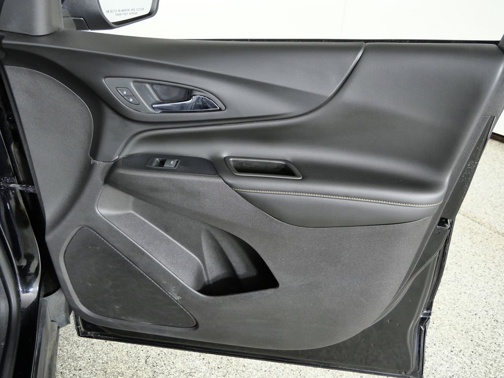 Thumbnail: 2019 Chevrolet Equinox - 19