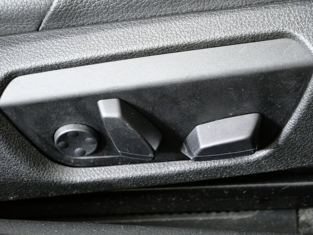 Thumbnail: 2015 BMW 2 Series - 22