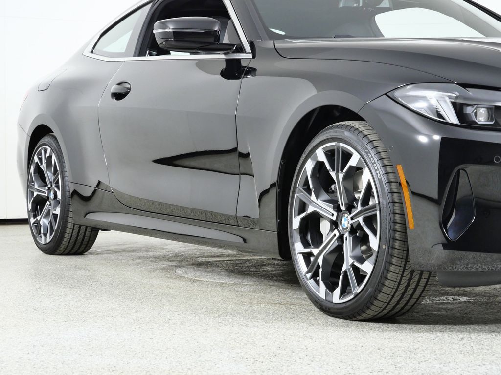 Thumbnail: 2025 BMW 4 Series - 6