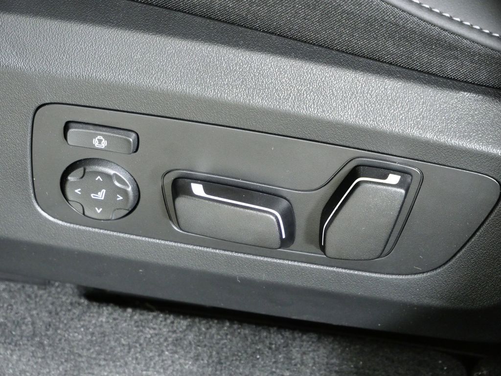 Thumbnail: 2026 BMW X3 - 39