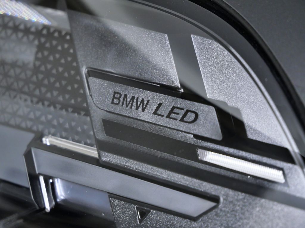 Thumbnail: 2026 BMW X5 - 4