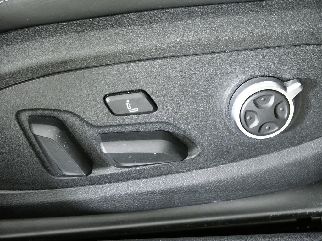 Thumbnail: 2018 Audi S4 - 23