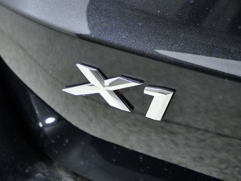 Thumbnail: 2026 BMW X1 - 15