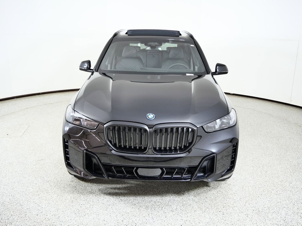 Thumbnail: 2026 BMW X5 - 16