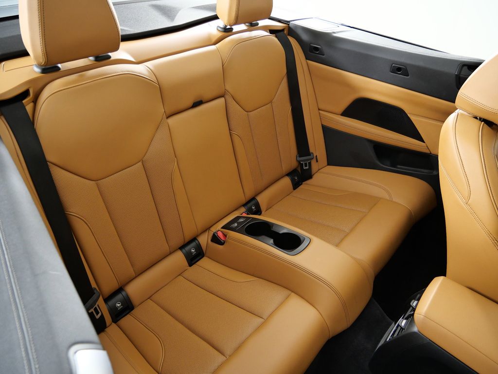 Thumbnail: 2022 BMW 4 Series - 30