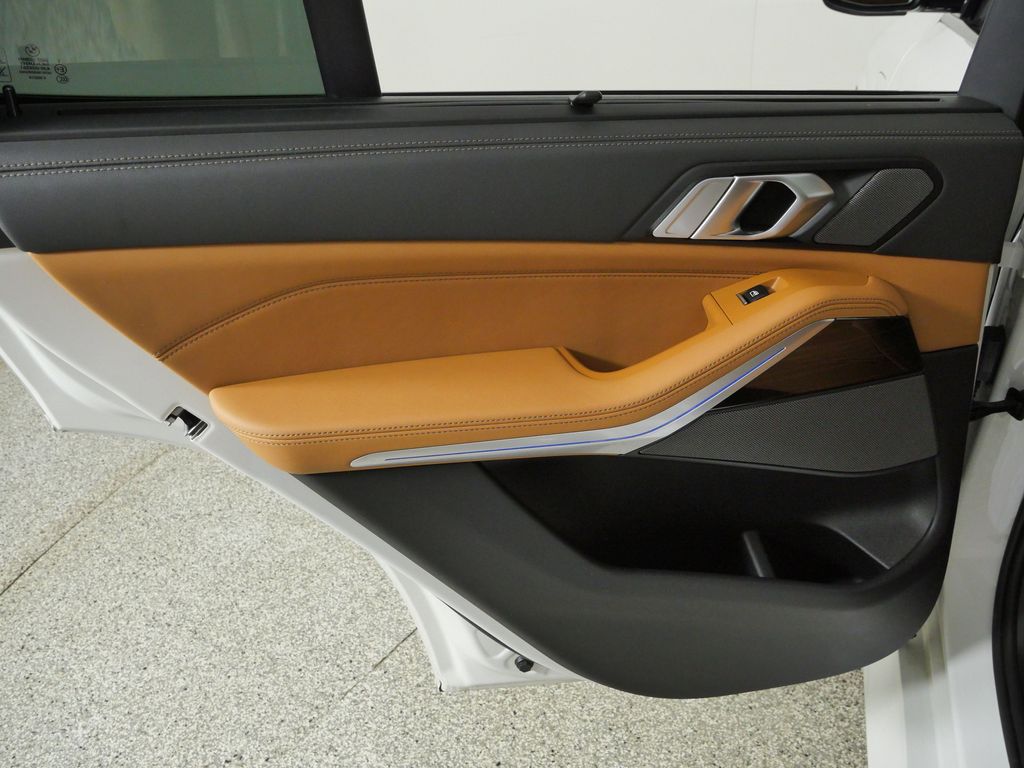 Thumbnail: 2025 BMW X5 - 36